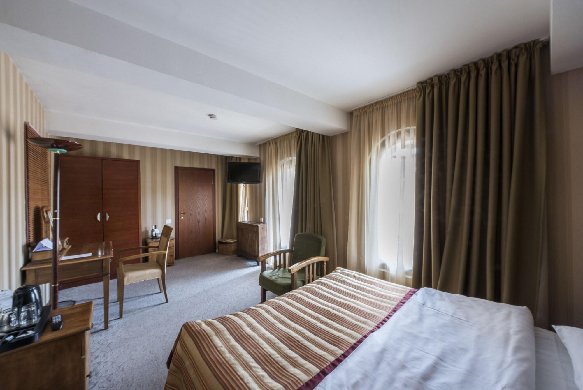 Hotel Kopala Tbilisi Exterior photo