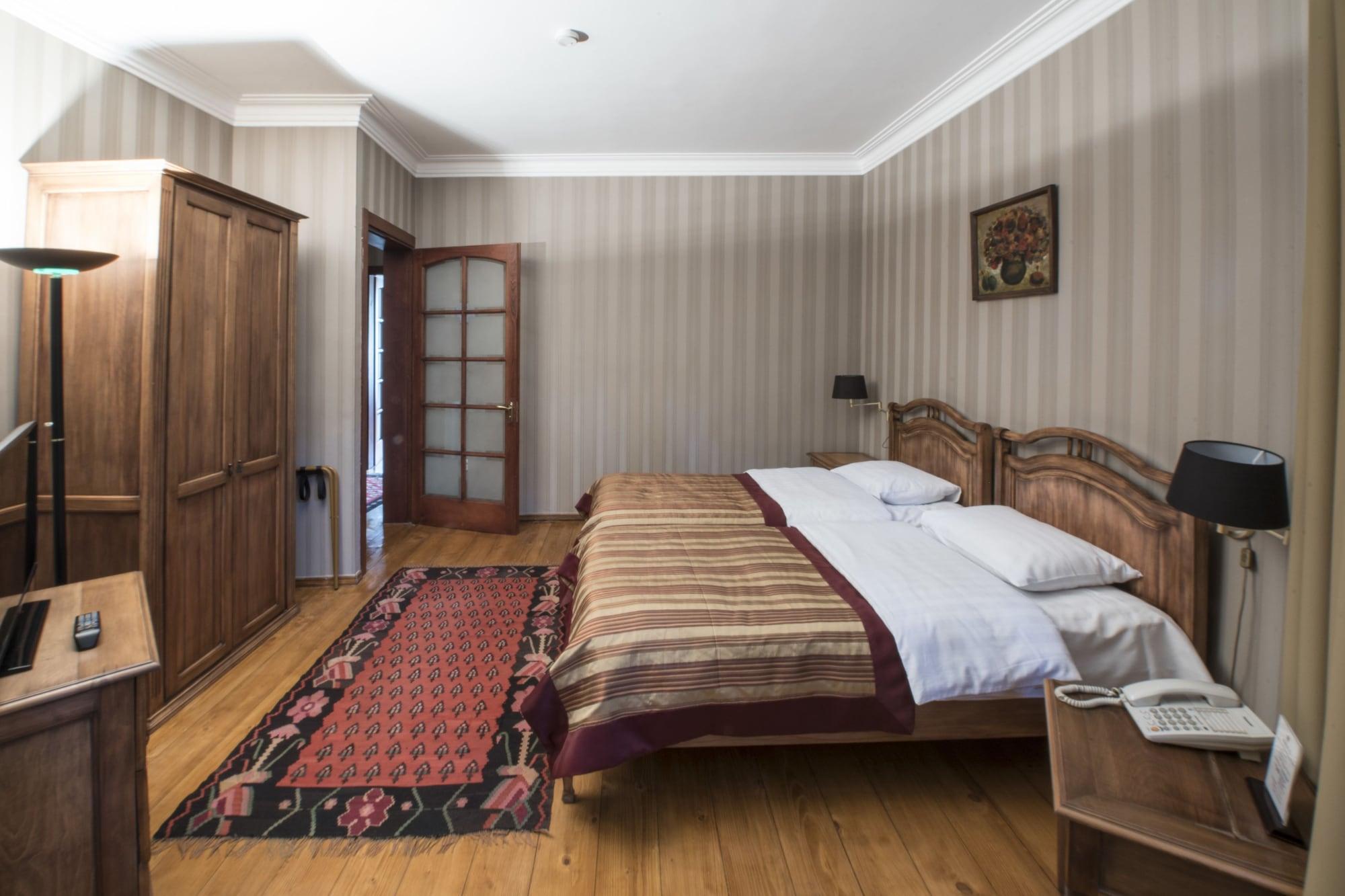 Hotel Kopala Tbilisi Exterior photo